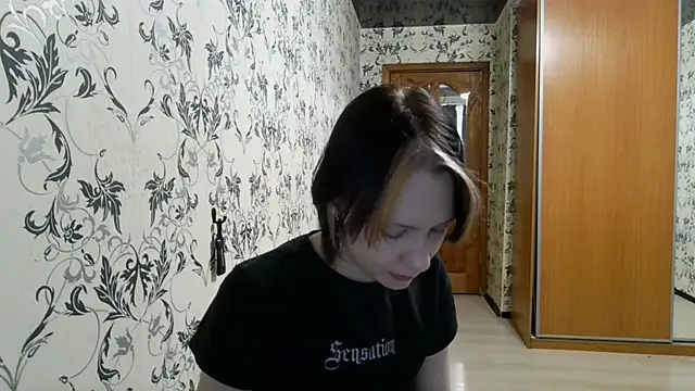 Chatroom XXX en direct de LxayBloom