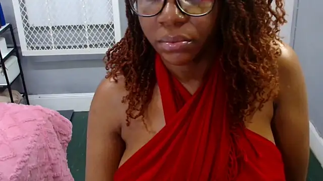 EmeraldDreams Live XXX Chat