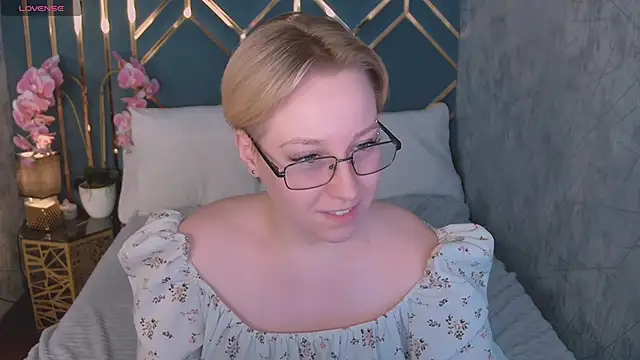 دردشة AlexandraGreen الجنسية المباشرة