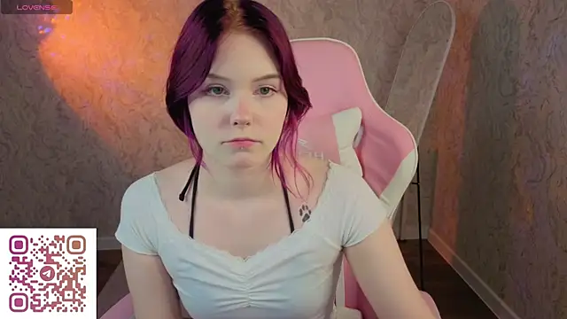 Chat XXX ao vivo de Julia_Anis