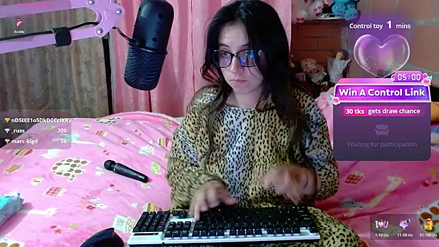 Maggie_Fox3: онлайн-секс-чат