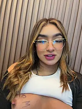 jenn_fit: вебкам-шоу