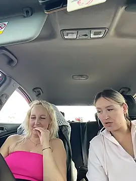 XXX chat uživo modela MerlinDave