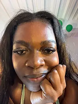 karinacortes Chat XXX live