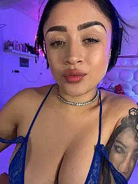 lucianaroy 网络视讯表演