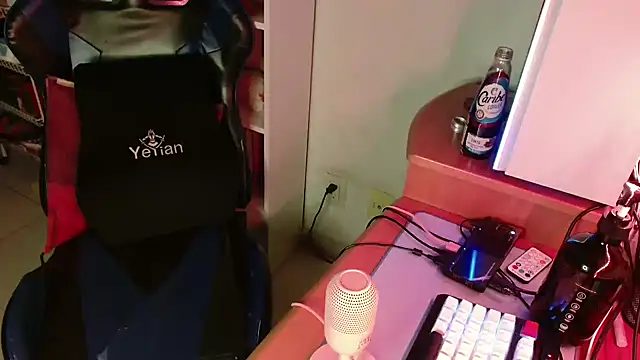 SmokyDee: онлайн-секс-чат