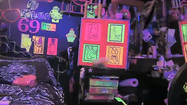 Splash_Queen420: онлайн-секс-чат