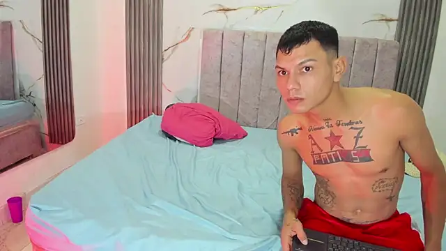 catalina_hard_love Show Webcam