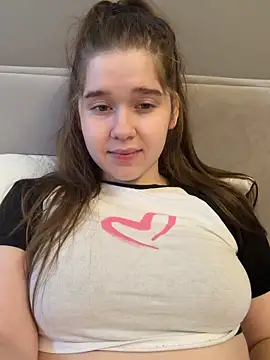 Webkamerová show HornyGirlH