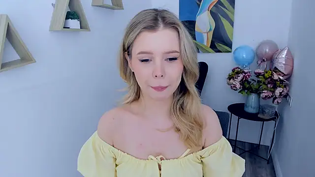 Онлайн чат XXX FollowLovee