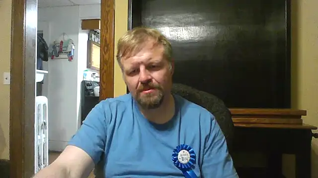 Pertunjukan Kamera Web TheOneDonShaun