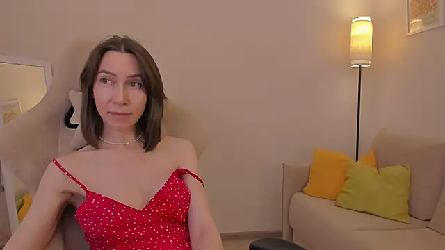 GoodGlamorGirl Show in webcam