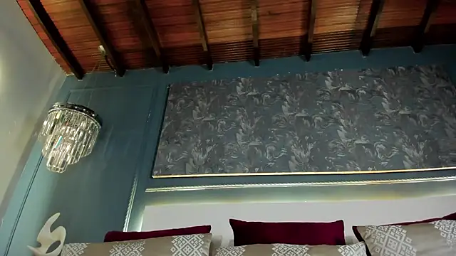 Chatroom XXX en direct de MiaKay1