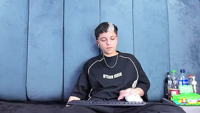 Megan_Thompson_ 现场XXX聊天