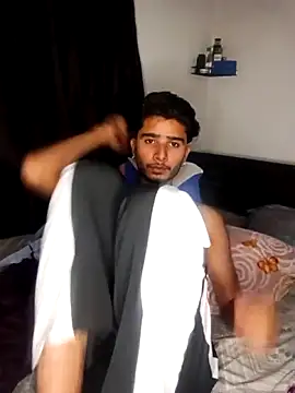 CoralN's Webcam Show