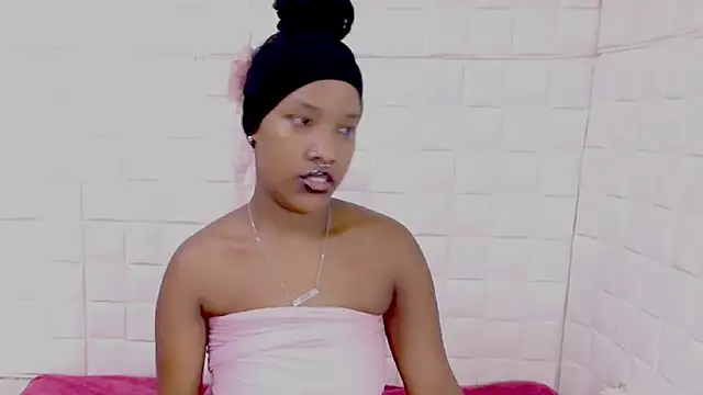 EroticSexyPrada Live XXX-Chat