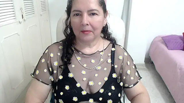 แชท XXX สดของ leonela_69