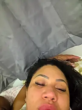 Chat +18 de millacavalona09 ao vivo