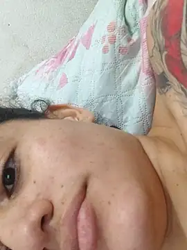 แชท XXX สดของ girl_tits