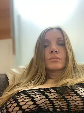 miss_darsi Adlı Modelin Canlı XXX Sohbeti