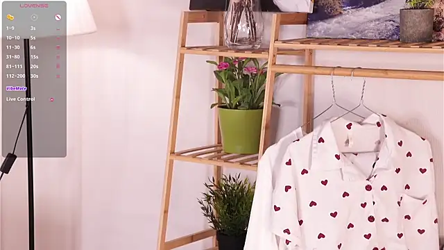 Chat XXX ao vivo de CherlyGuss