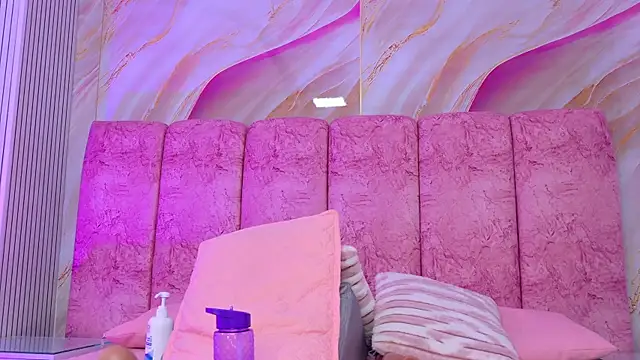 emmacurvy Live XXX-Chat