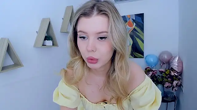 FollowLovee Live XXX-Chat