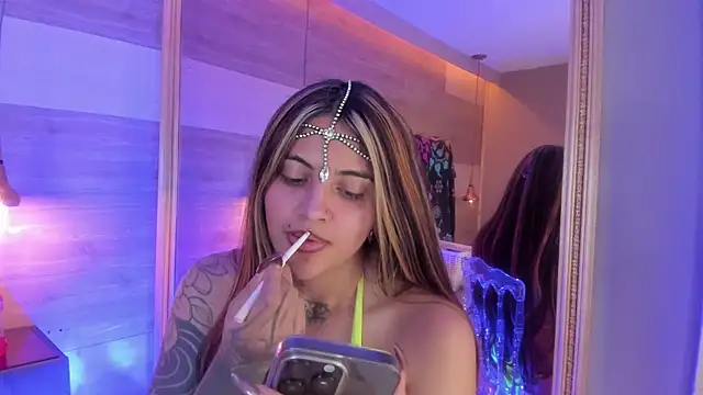 Cori_Paige 现场XXX聊天