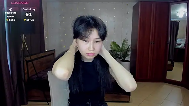 SheilaRare 现场XXX聊天