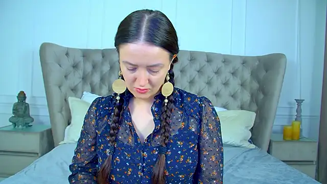 Sembang XXX Secara Langsung ElinaBellucci