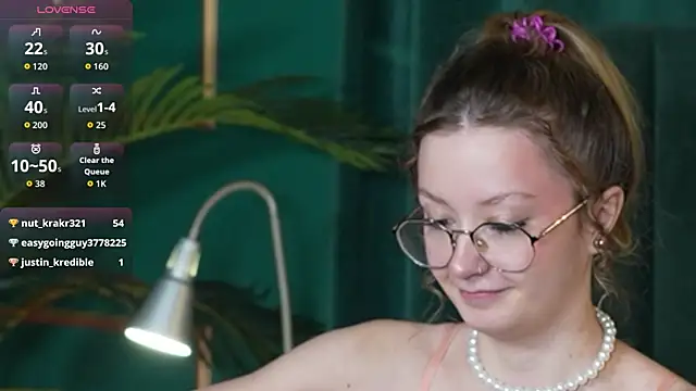 AmelieViolet Live XXX Chat