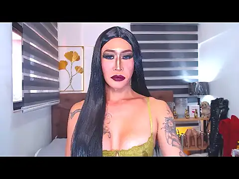 DominateMistressTania webkamerás műsora