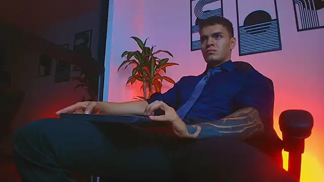 ALPHA_DOMINUS_ webcam show