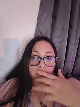 Bella-Gema – Live XXX-chat