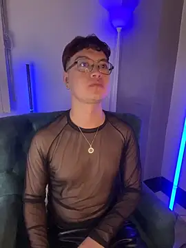 SamaelGarro_ Live XXX-chat