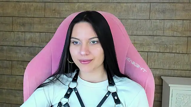 AliceVersal's Live XXX Chat