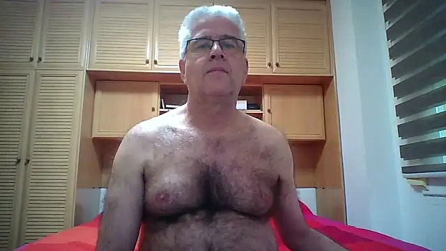 OperaticOmenn Webbikameraesitys