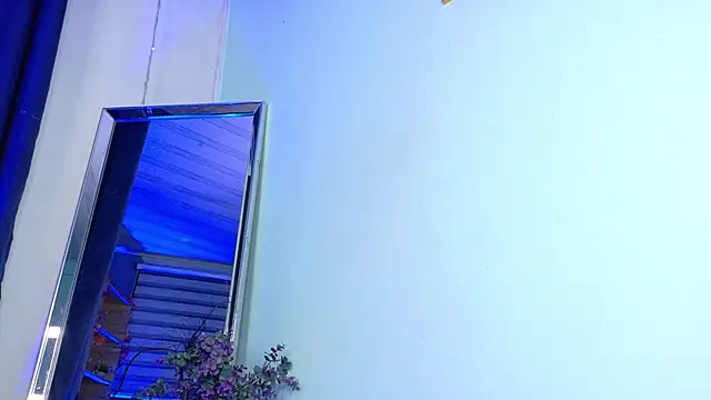 Emilyy05_ 即時 XXX 聊天