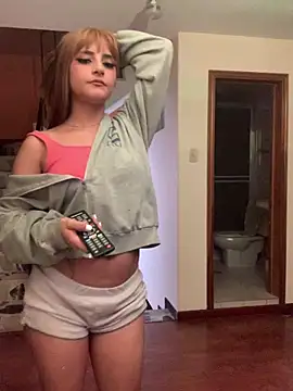 ivy-777 在線直播表演