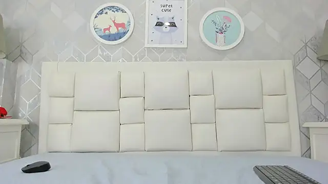 naia_cox's Live XXX Chat