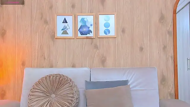 Онлайн чат XXX demyrose_