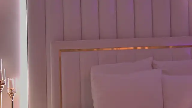 BettyLeen's Live XXX Chat