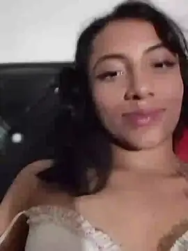 KattyBerryX Chat XXX in diretta