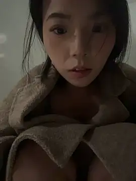 kara-tt's Live XXX Chat