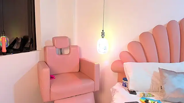 SabrinaVantress Live XXX-chat