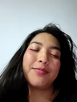 Thanilopera's Live XXX Chat