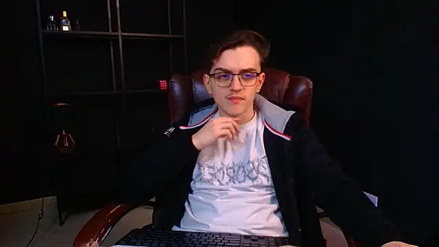 XXX chat uživo modela FelixStarkk