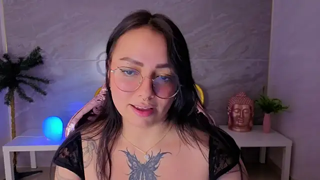 lexie_s Adlı Modelin Canlı XXX Sohbeti