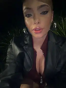 แชท XXX สดของ Ginevrafedez