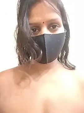 Nakedgirl07 现场XXX聊天